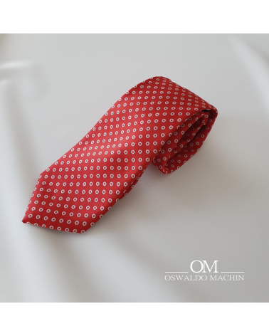 Corbata de seda roja con estampado de círculos en blanco