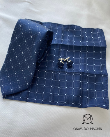 Pack corbata, pañuelo y gemelos, azul marino cuadros blancos
