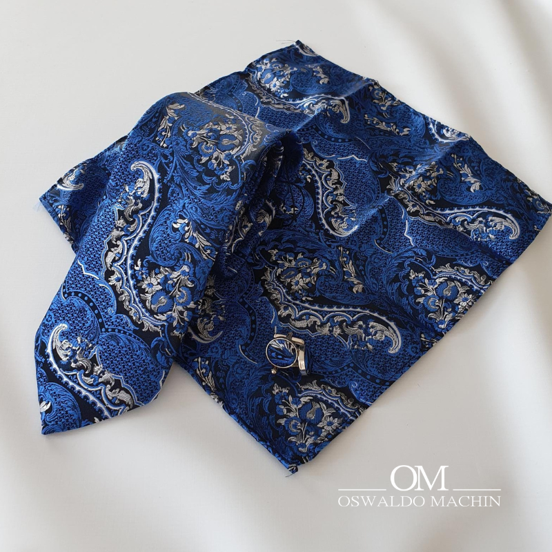Pack corbata, pañuelo y gemelos, en azul marino, con estampado de flores en tonos plata y negro