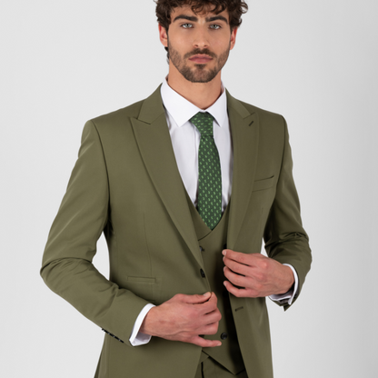 Traje hombre color