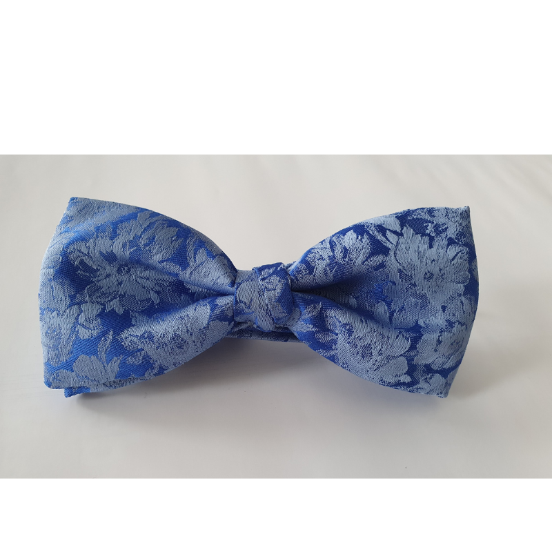 Pajarita azul con estampado de flores celeste