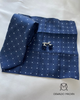 Pack corbata, pañuelo y gemelos, azul marino cuadros blancos