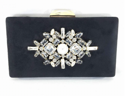 Clutch Antelina Crudo con broche cristal