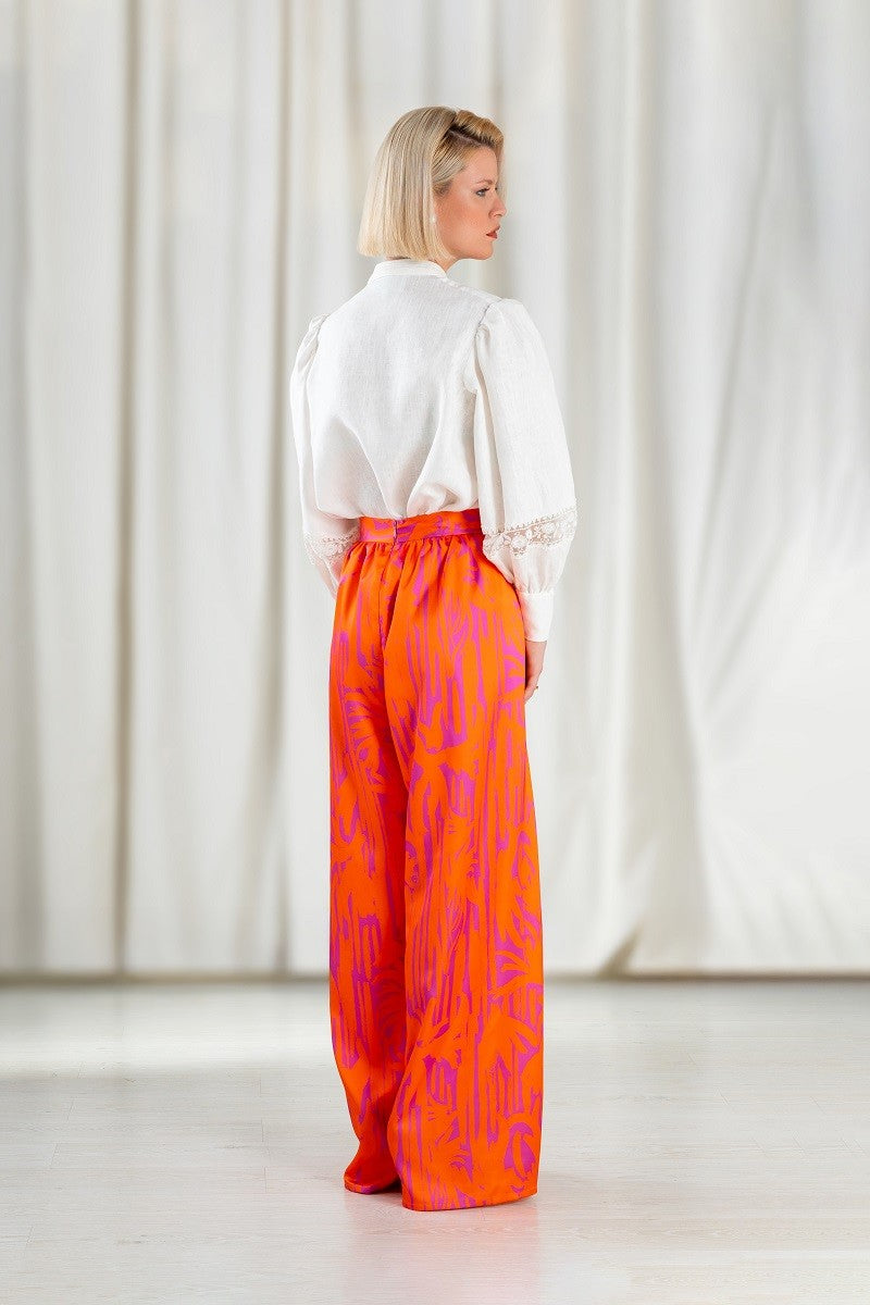 Pantalón Ancho con Pliegues Laterales