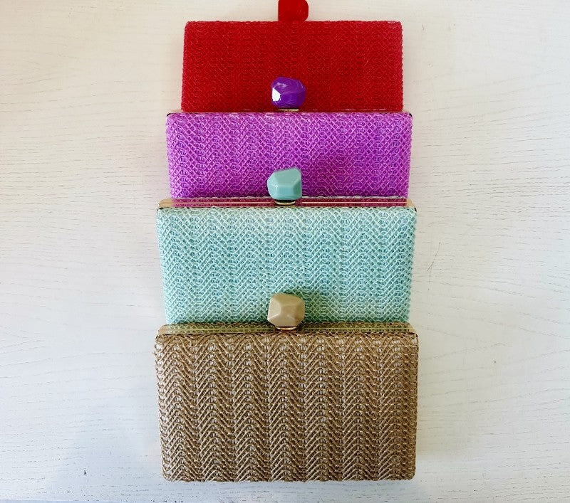 Bolso Clutch en Rafia Color Beige