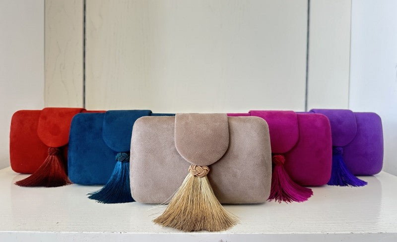 Bolso Antelina Violeta con Borla