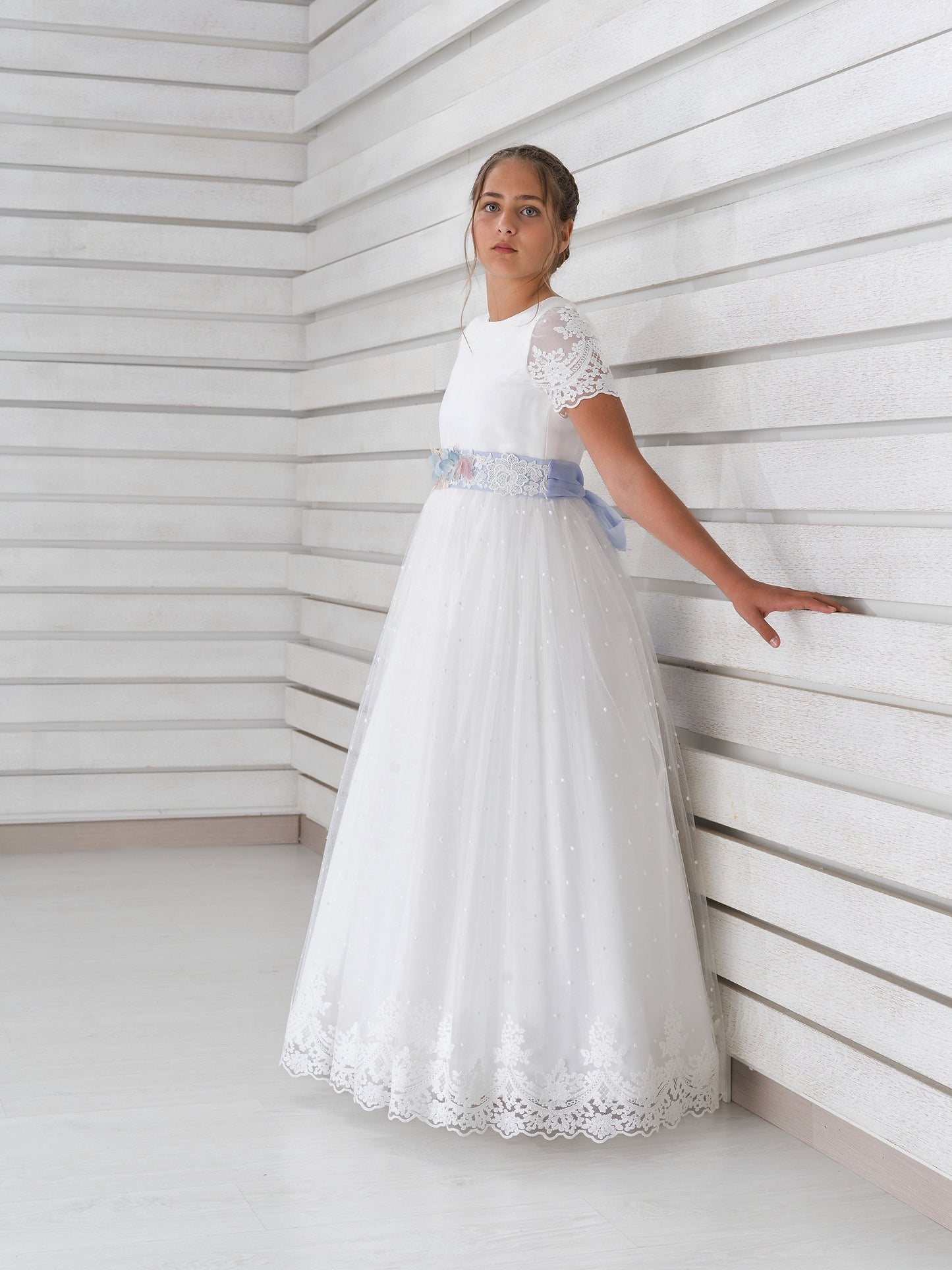 HOLANDA | Vestido de Comunión Romántico en Tul Bordado y Plumeti