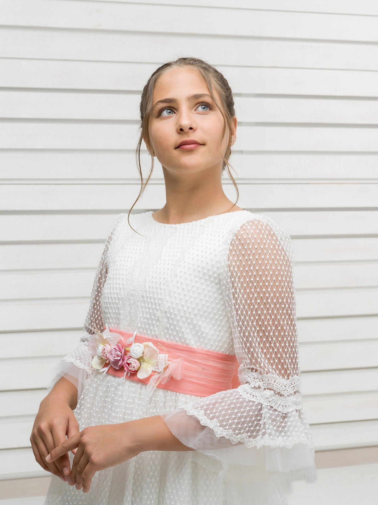 HIERBABUENA | Vestido de Comunión Romántico en Plumeti Geométrico