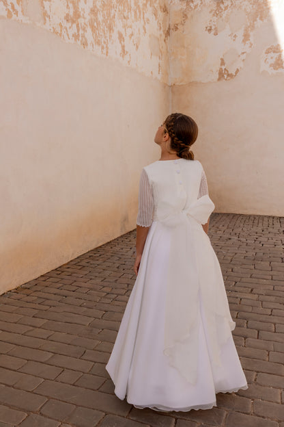 IDOIA | Vestido de comunión con plisado geométrico